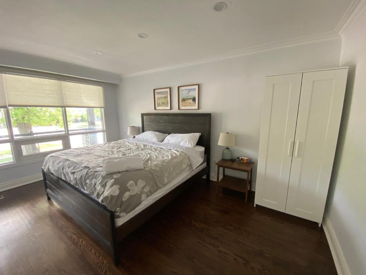 Yonge And Finch Subway !L Spacious & Bright Private Bedroom With Shared Amenties โตรอนโต ภายนอก รูปภาพ